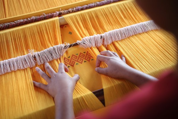 Où découvrir les traditions artisanales du textile en Pérou ?